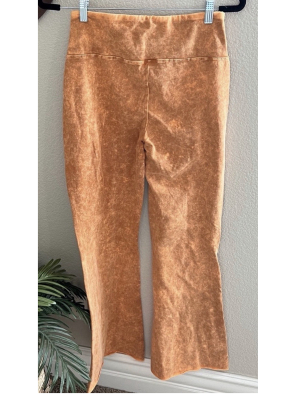 Zenana 1X Dark Rust Mineral Wash Flare Pants Stretch Cotton Bell Bottom - Picture 3 of 6